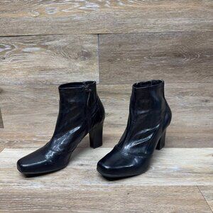 Franco Sarto Rosher Black Leather Heeled Boots Women's Size 8